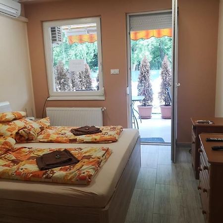 Relax Beach Apartman Гайдусобосло Екстер'єр фото