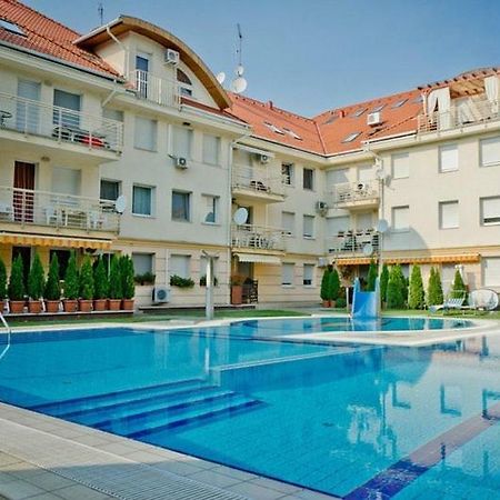 Relax Beach Apartman Гайдусобосло Екстер'єр фото